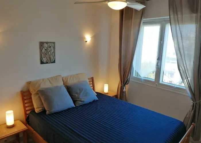 Guillaumont Apartment *